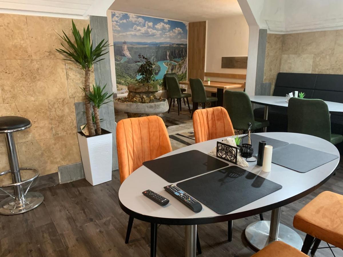 Apartmani & Restoran -S O K O- Сеница Экстерьер фото