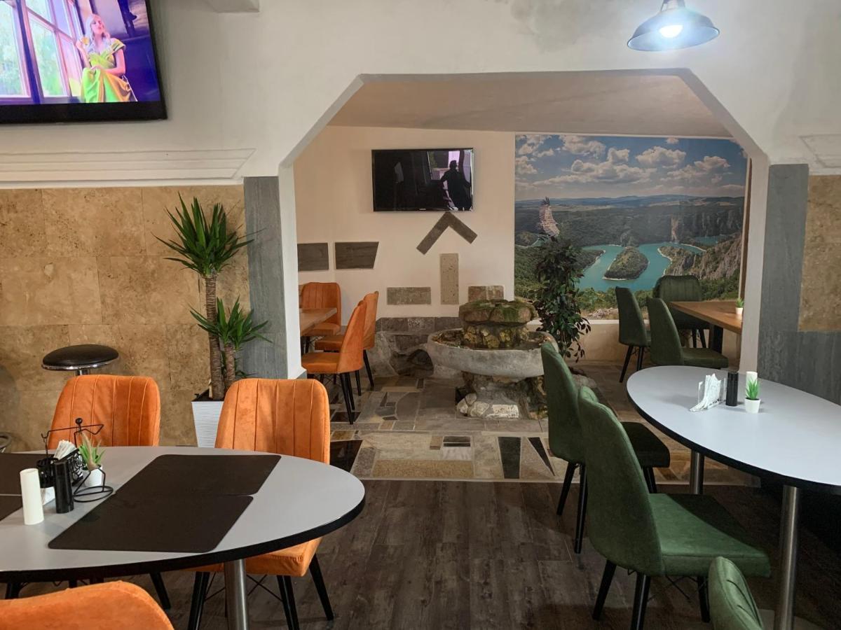 Apartmani & Restoran -S O K O- Сеница Экстерьер фото