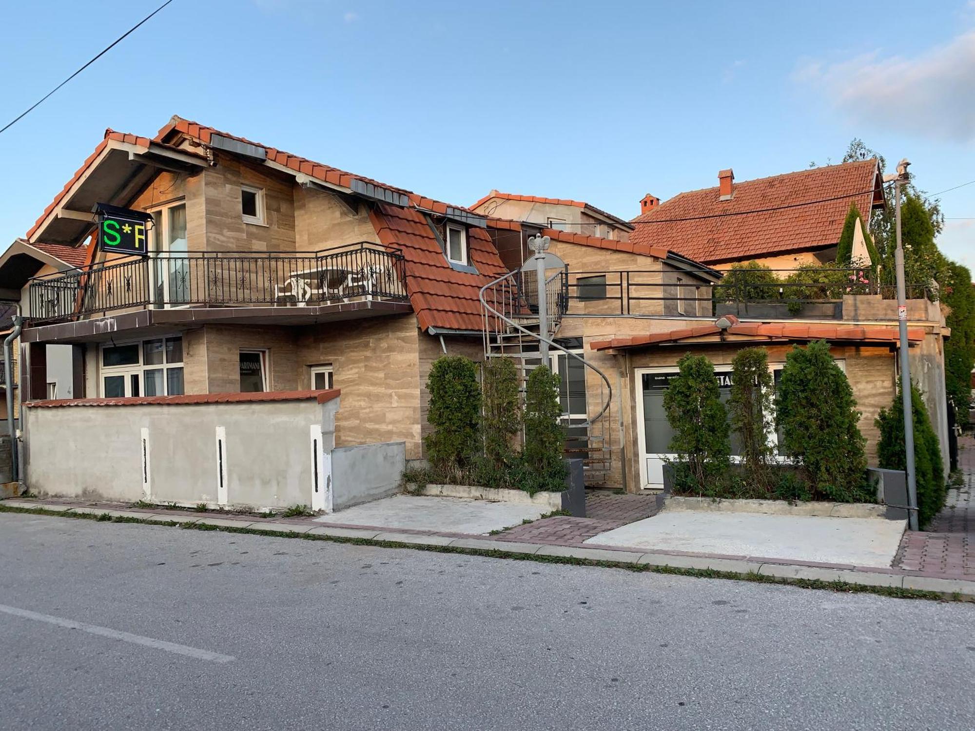 Apartmani & Restoran -S O K O- Сеница Экстерьер фото